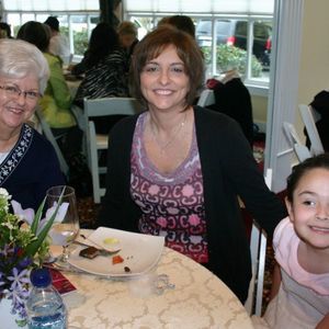 Meet your Posher, Deborah